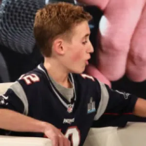 super-bowl-selfie-justin-timberlake-ellen