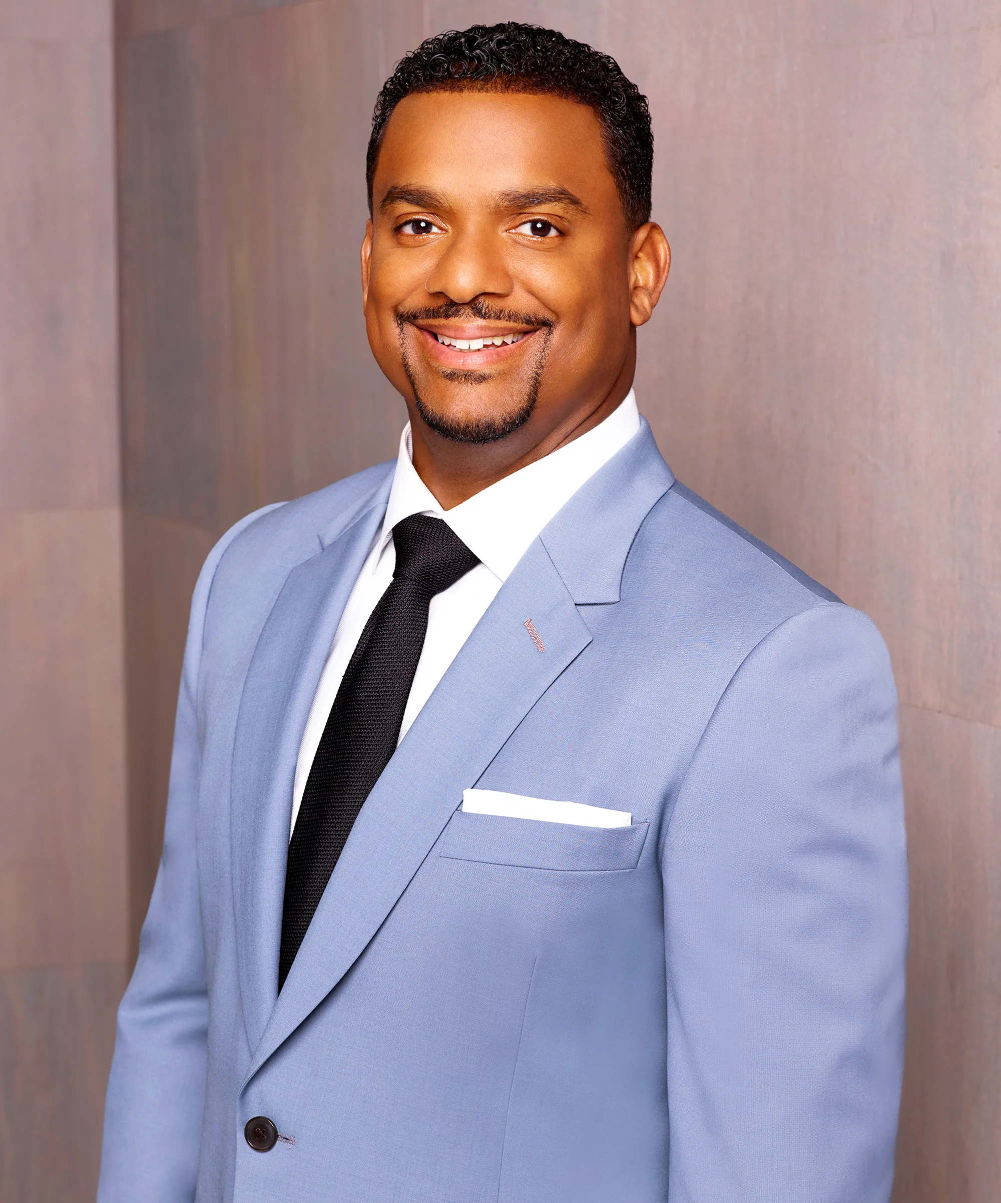 Alfonso Ribeiro is the host of ABC’s ‘America’s Funniest Replica Luxury Handbag Videos‘