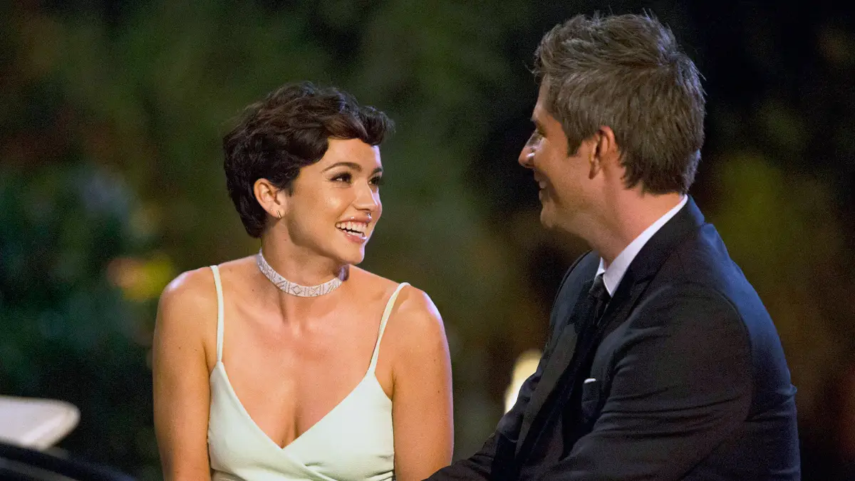 Arie Luyendyk Jr. and Bekah Martinez on ‘The Bachelor‘