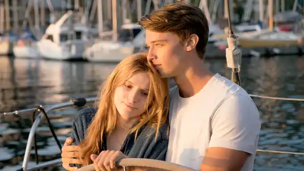 bella-thorne-Patrick-Schwarzenegger-midnight-sun