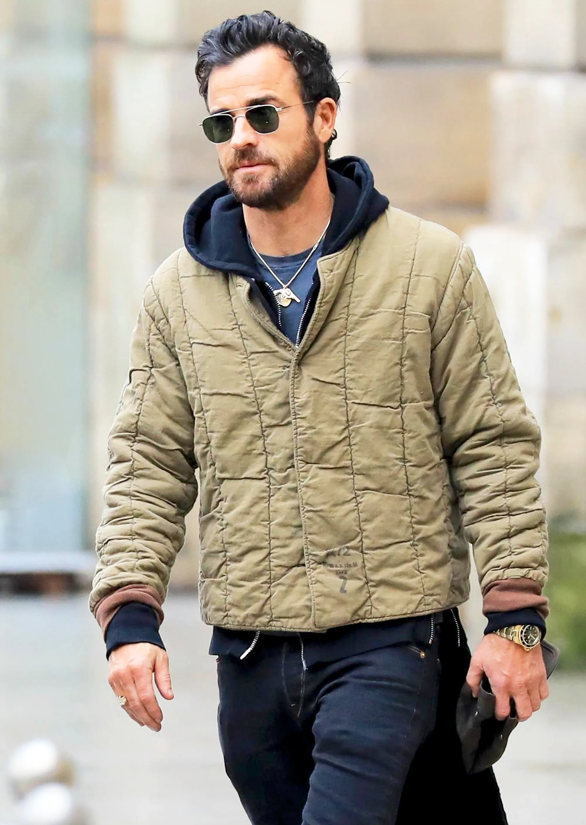 Justin Theroux spotted in Paris, France on March 4, 2018.