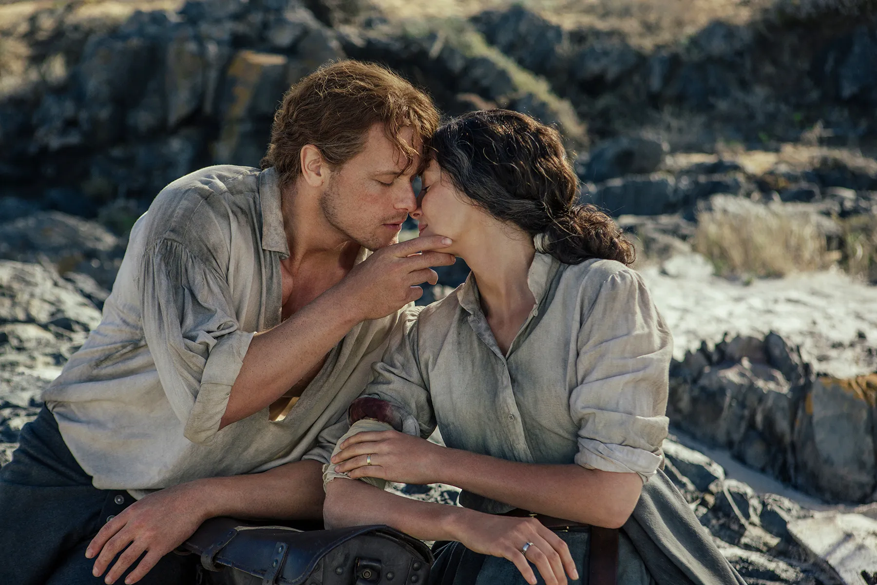 Caitriona Balfe and Sam Heughan outlander