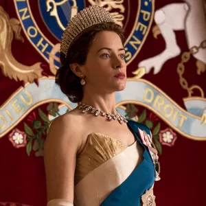Claire Foy The Crown Netflix paid less Matt Smith