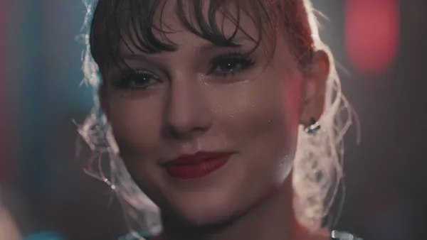 Taylor Swift "Delicate" video
