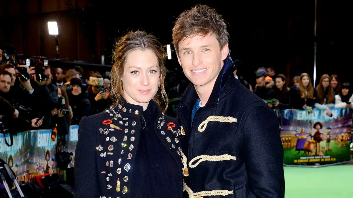 Eddie-Redmayne-and-Hannah-Bagshawe-Welcome-Baby