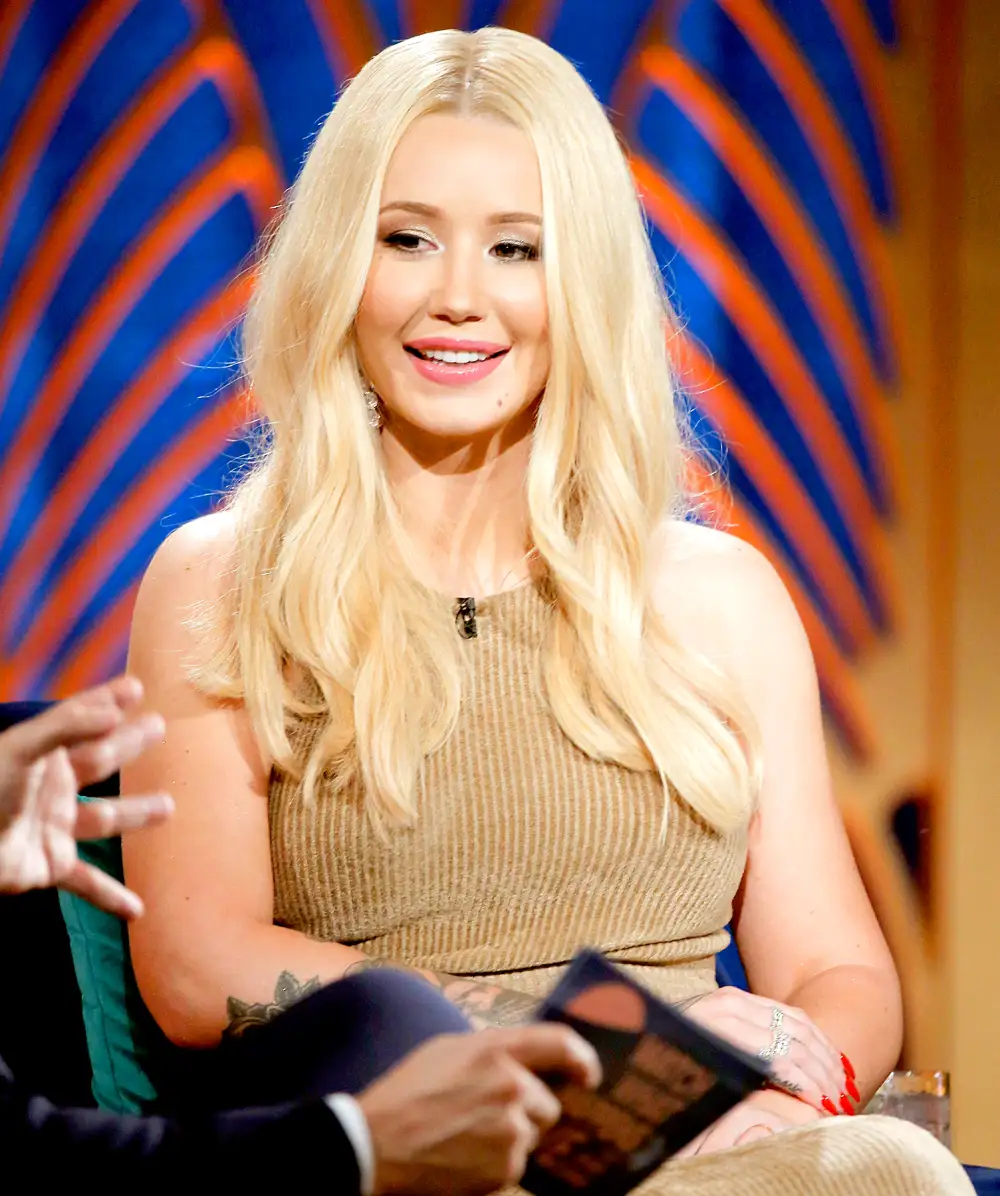 Iggy-Azalea-burned-exes-clothes