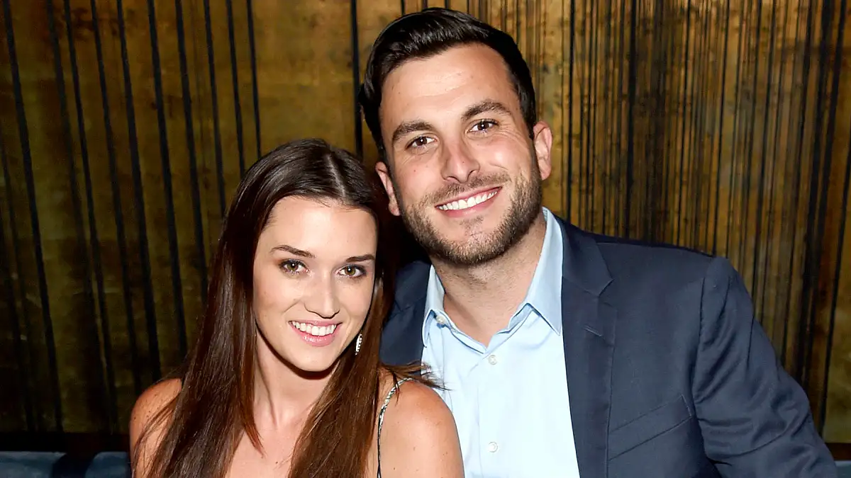 Jade-Roper-and-Tanner-Tolbert