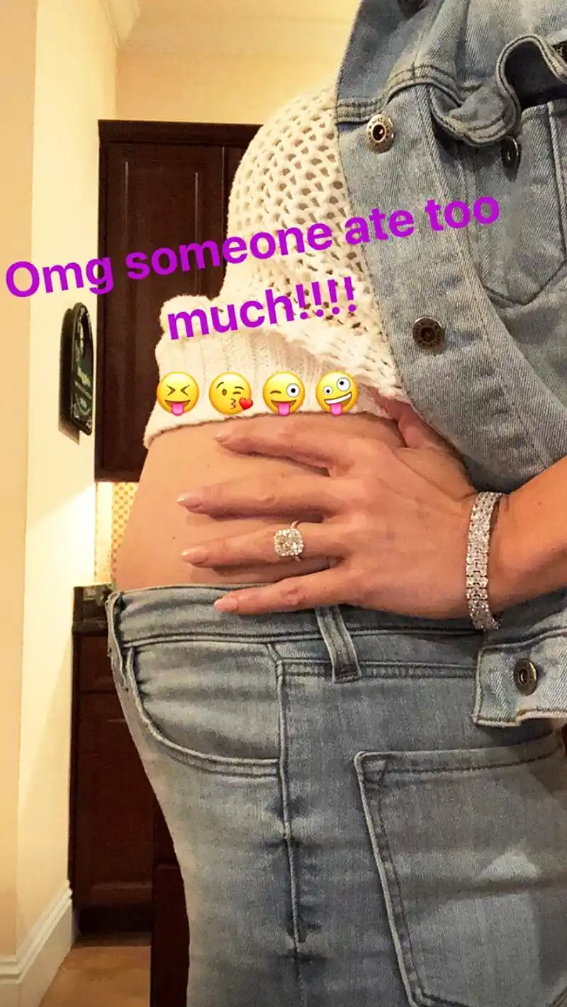 Joanna Krupa bump
