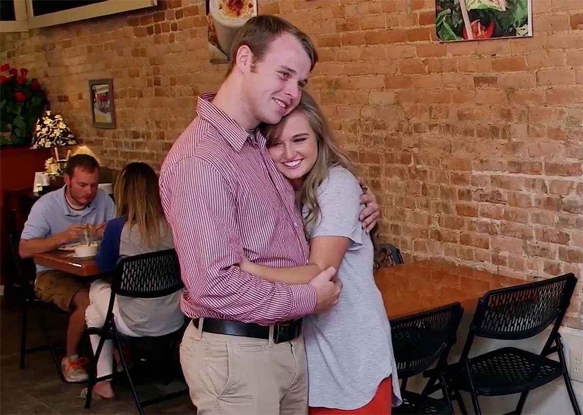 Joe surprises Kendra for her birthday counting on preview