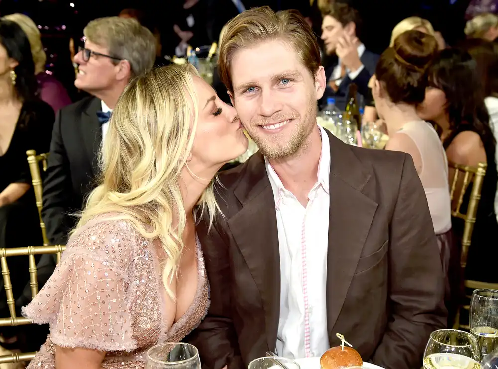 Kaley-Cuoco-Karl-Cook-wedding