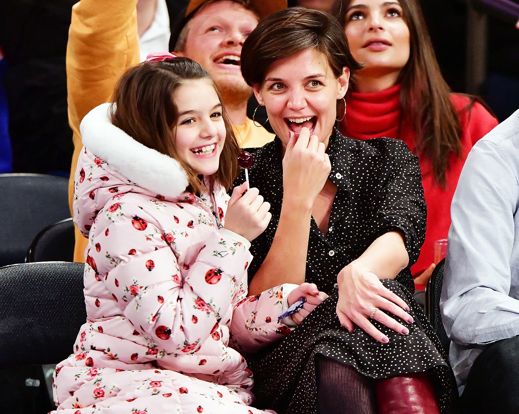 Katie Holmes and Suri Cruise Watch the Oscars 2018 at Replica Luxury Handbag