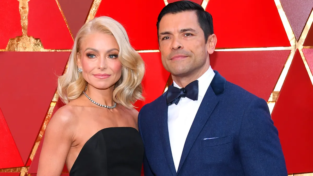 Kelly Ripa and Mark Consuelos