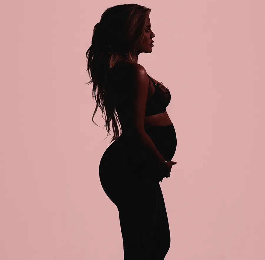 khloe-kardashian-good-american shirtless