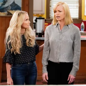 Jaime Pressly Loves Mom Character