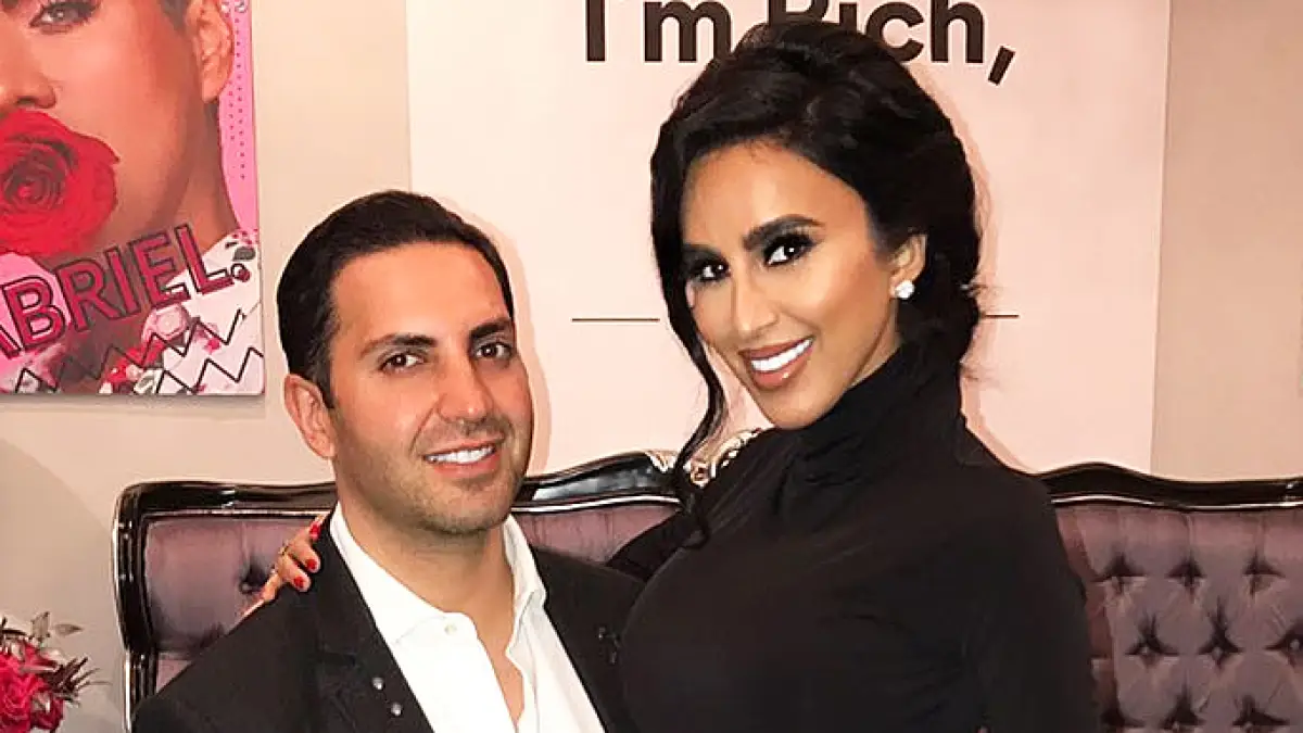 Lilly Ghalichi pregnant