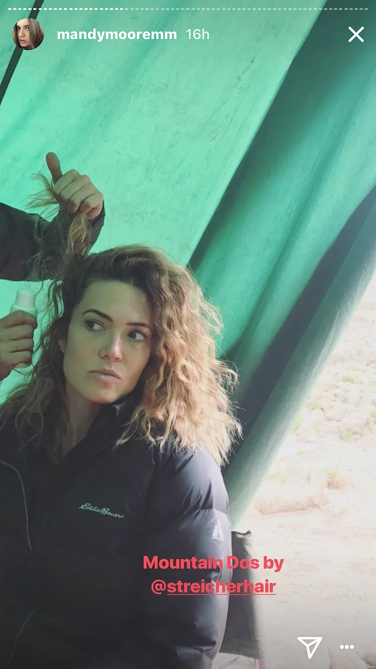 Mandy Moore, Mount Kilimanjaro Trip
