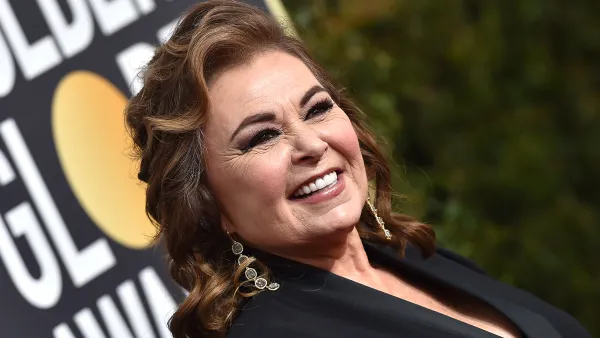 Roseanne Barr finger jimmy kimmel