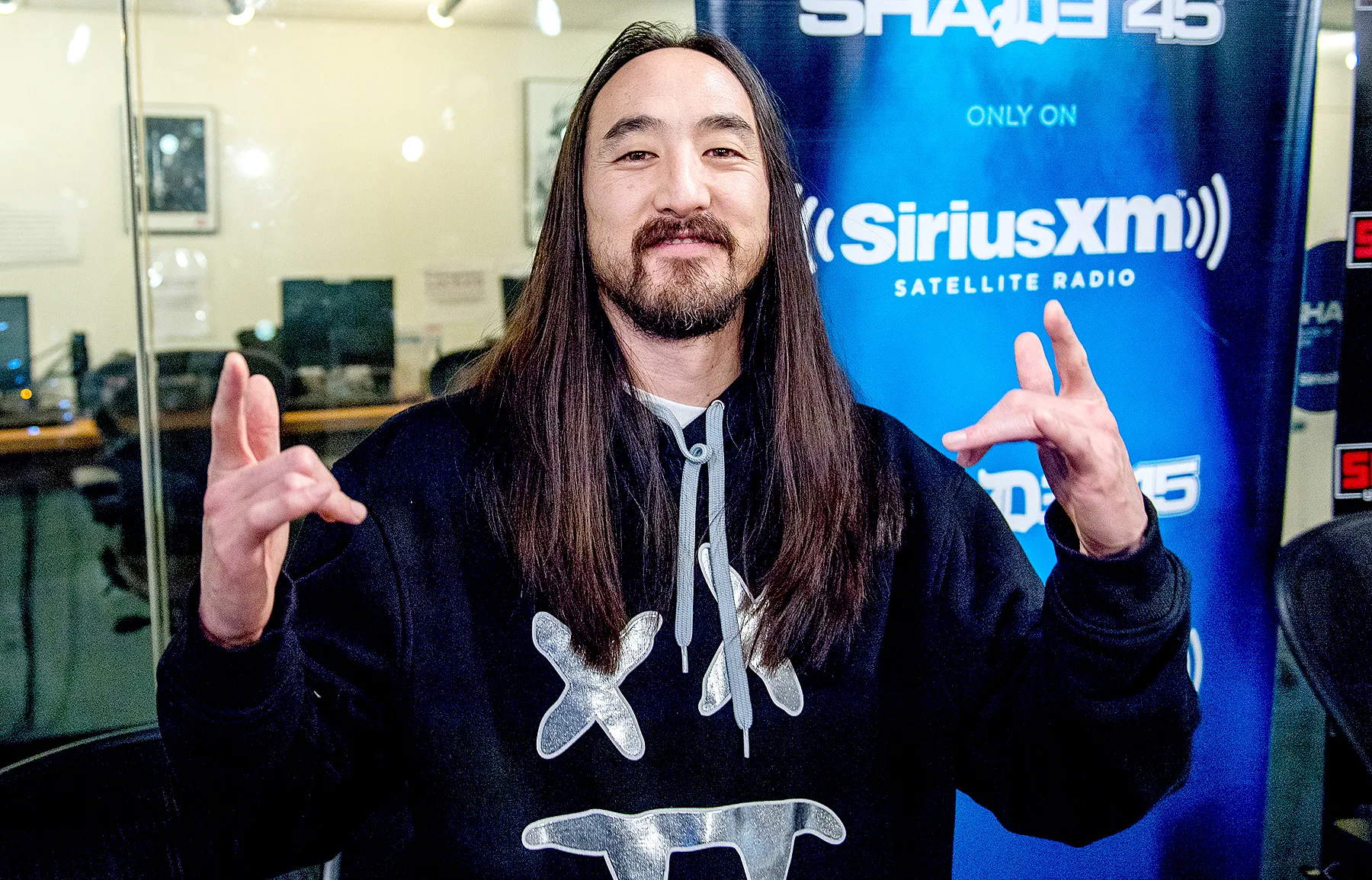 Steve-Aoki