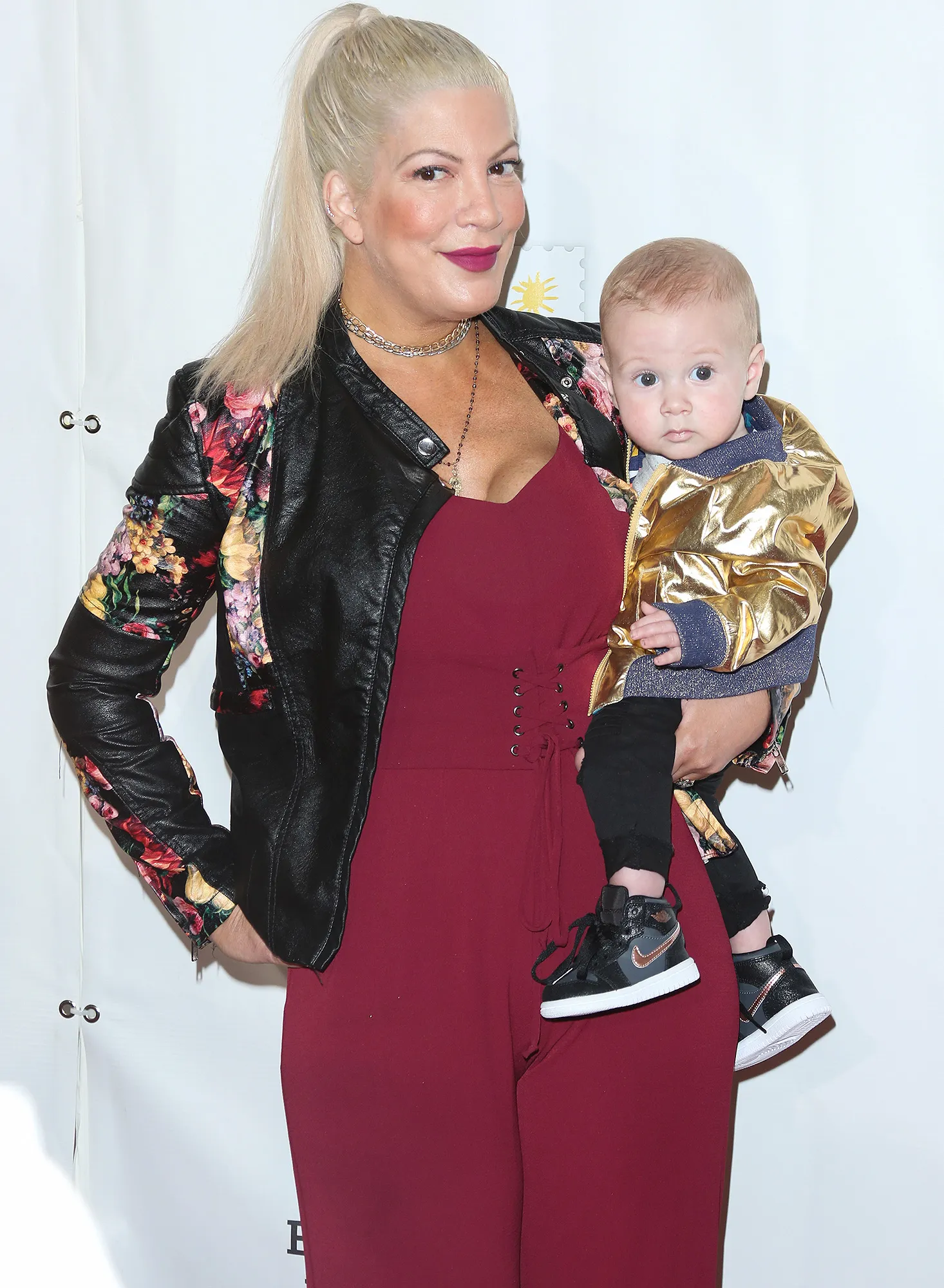 Tori Spelling, Beau Dean McDermott, Instgram, Birthday