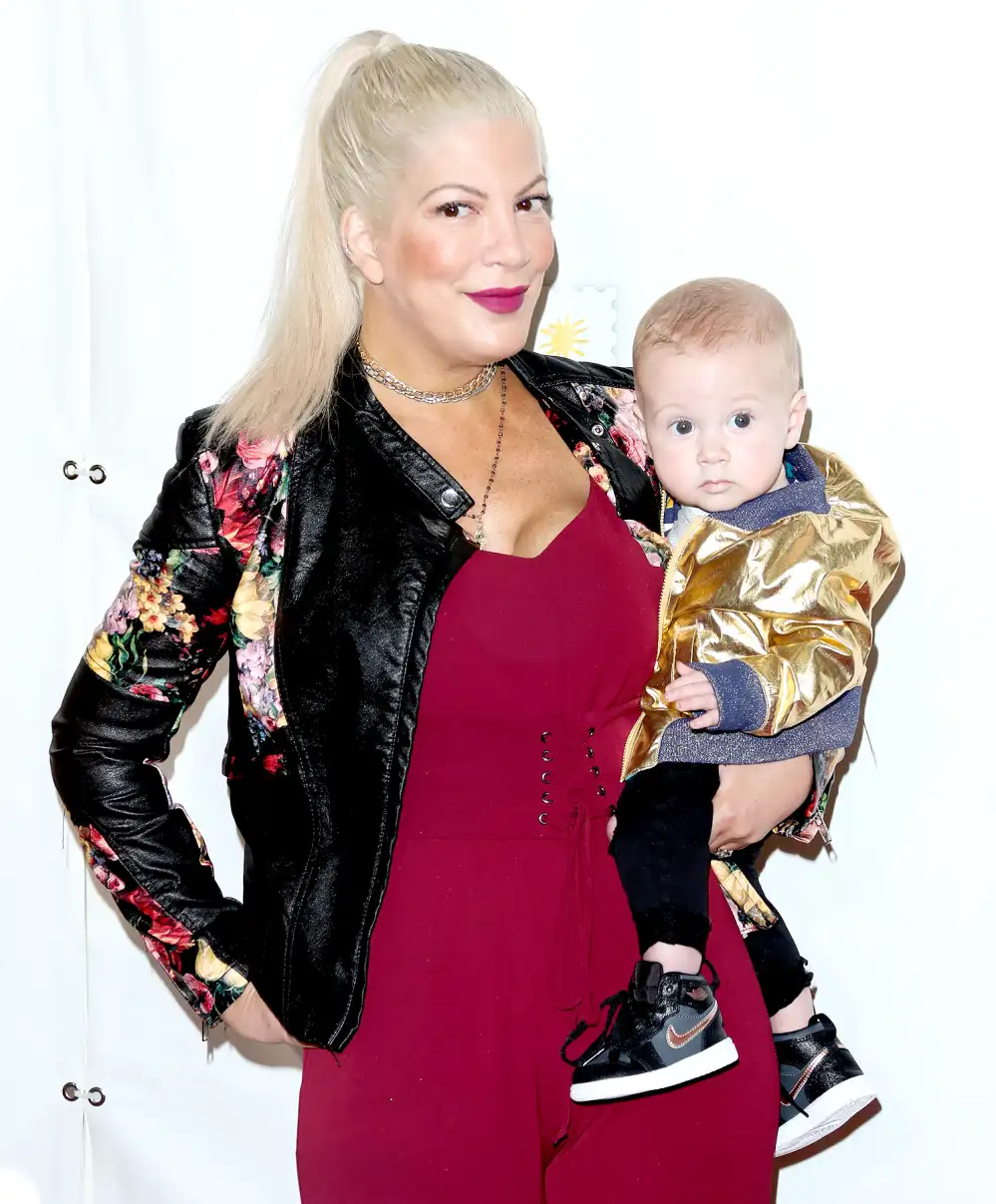 tori-spelling-beau