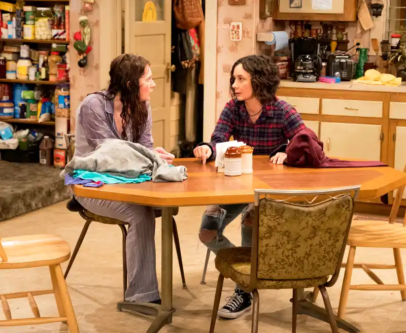 Emma Kenney and Sara Gilbert on ‘Roseanne‘