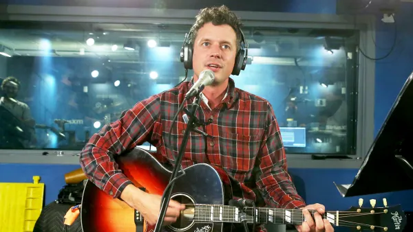 Evan Felker of Turnpike Troubadours performs at SiriusXM Studios on October 26, 2017 in New York City.