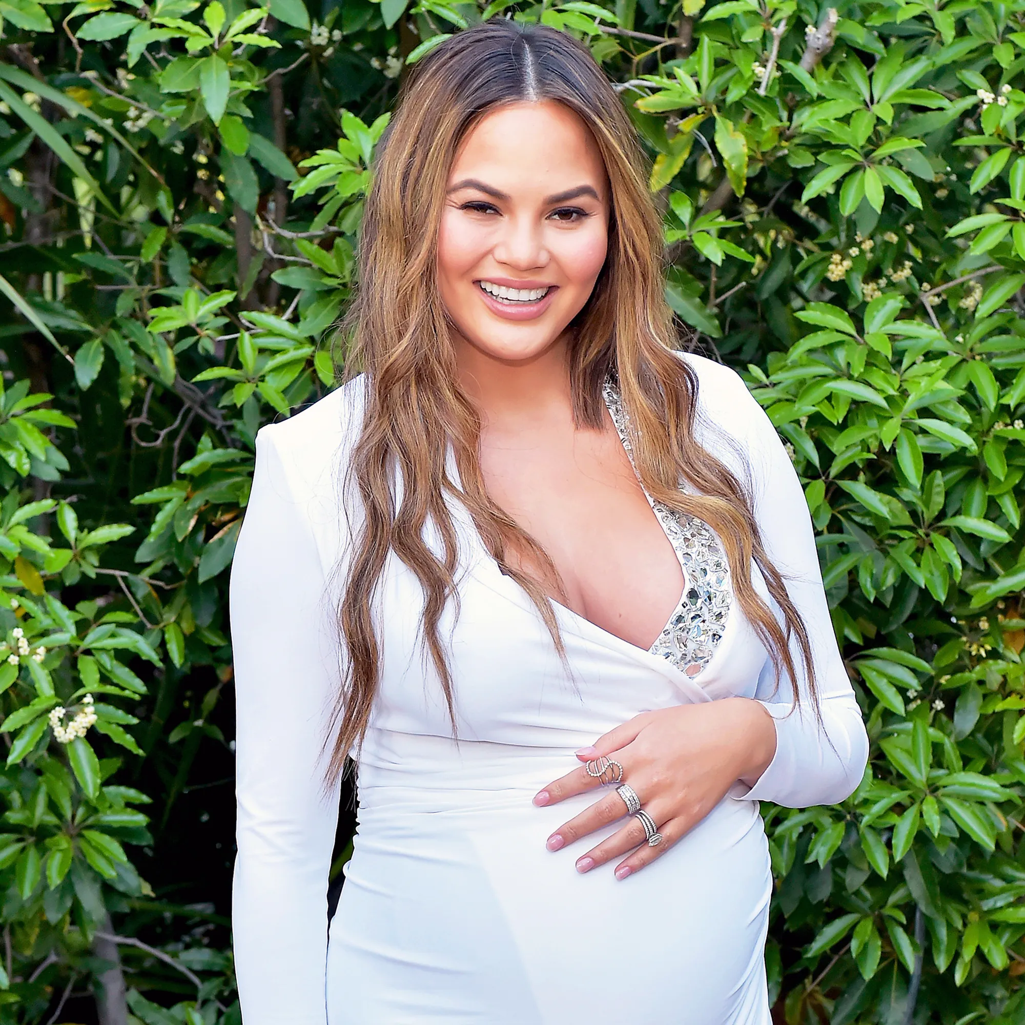 Chrissy Teigen attends The Daily Front Row's 4th Annual Fashion Los Angeles Awards at Beverly Hills Hotel in Beverly Hills, California.