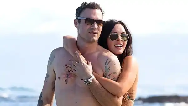 Brian-Austin-Green-and-Meghan-Fox-beach-bikini-Hawaii