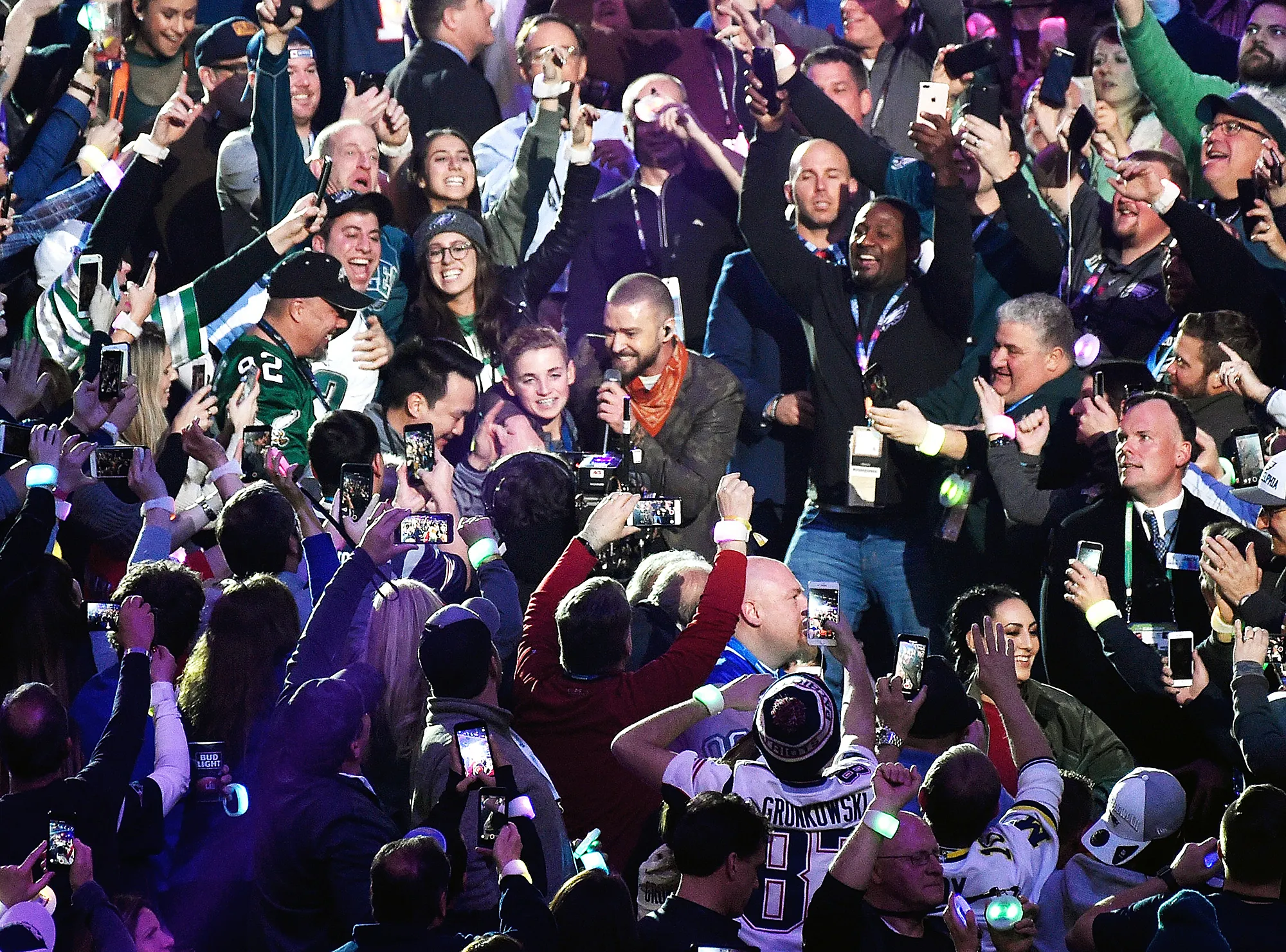 justin-timberlake-super-bowl-selfie-kid