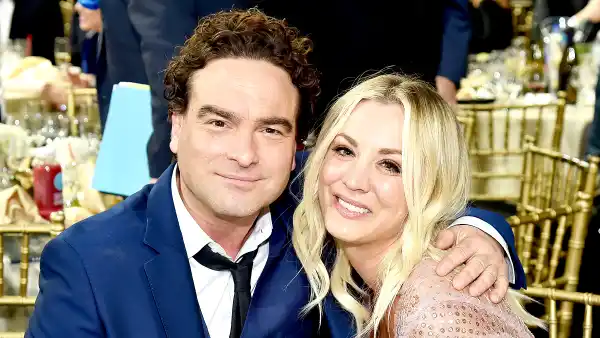 Kaley-Cuoco-Johnny-Galecki