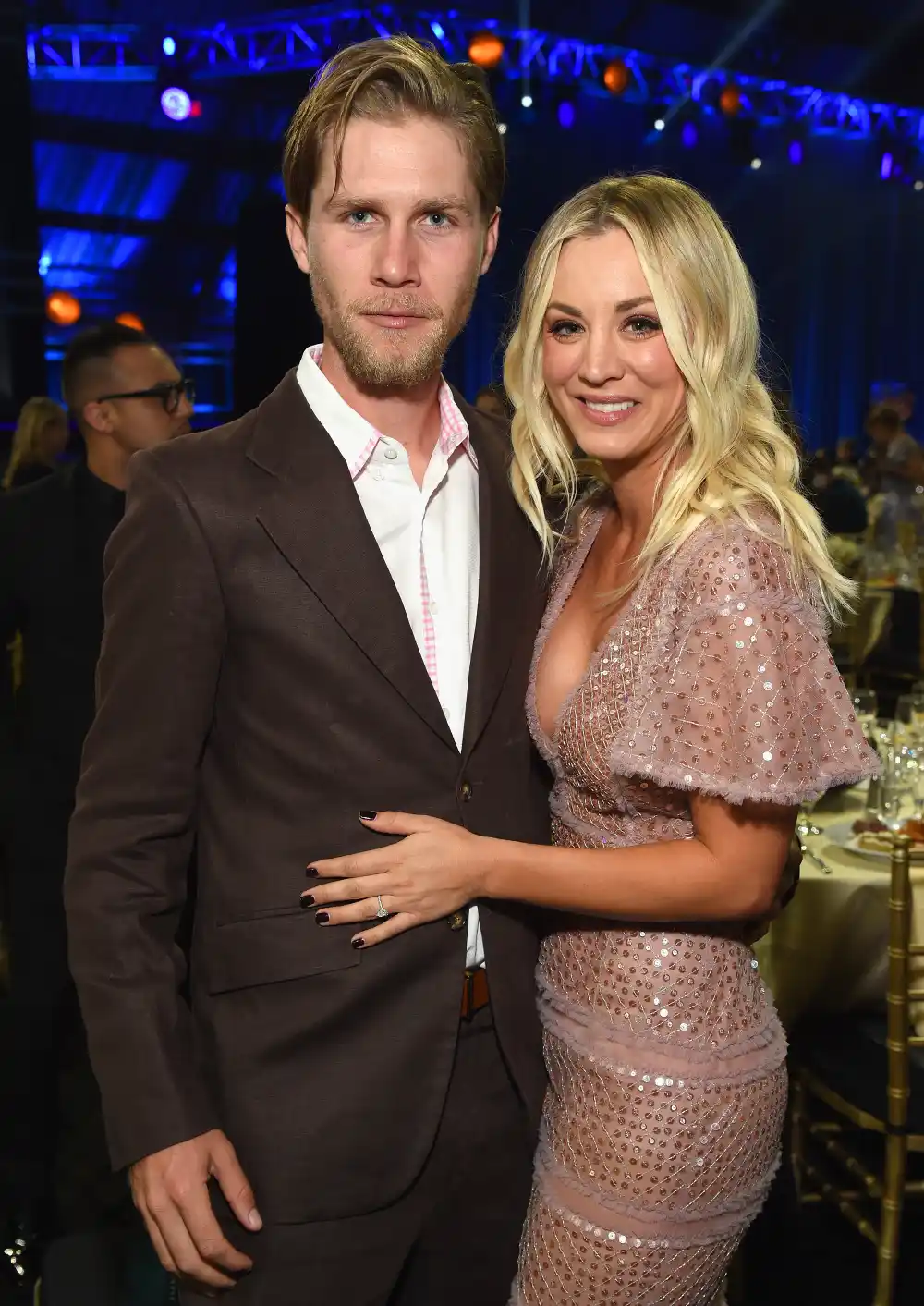 Kaley Cuoco (R) and Karl Cook