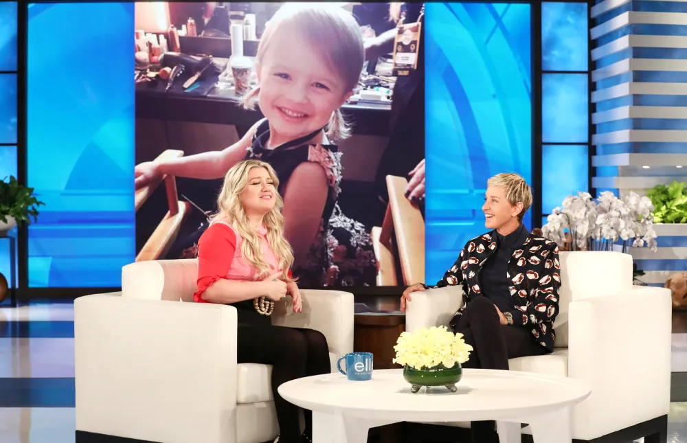 Kelly Clarkson and Ellen DeGeneres
