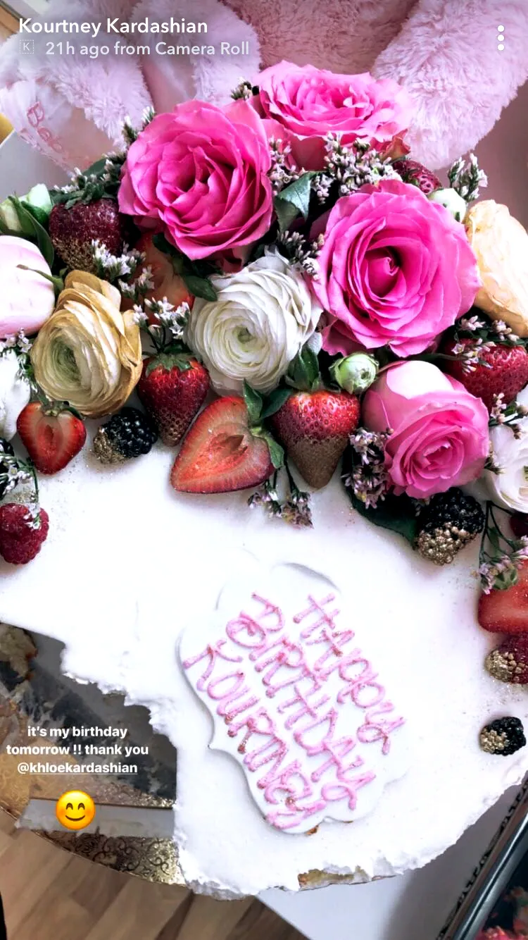 Kourtney Kardashian Khloe Kardashian Instagram