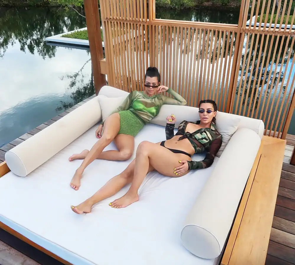 Kourtney Kardashian Kim Kardashian National Sibling Day