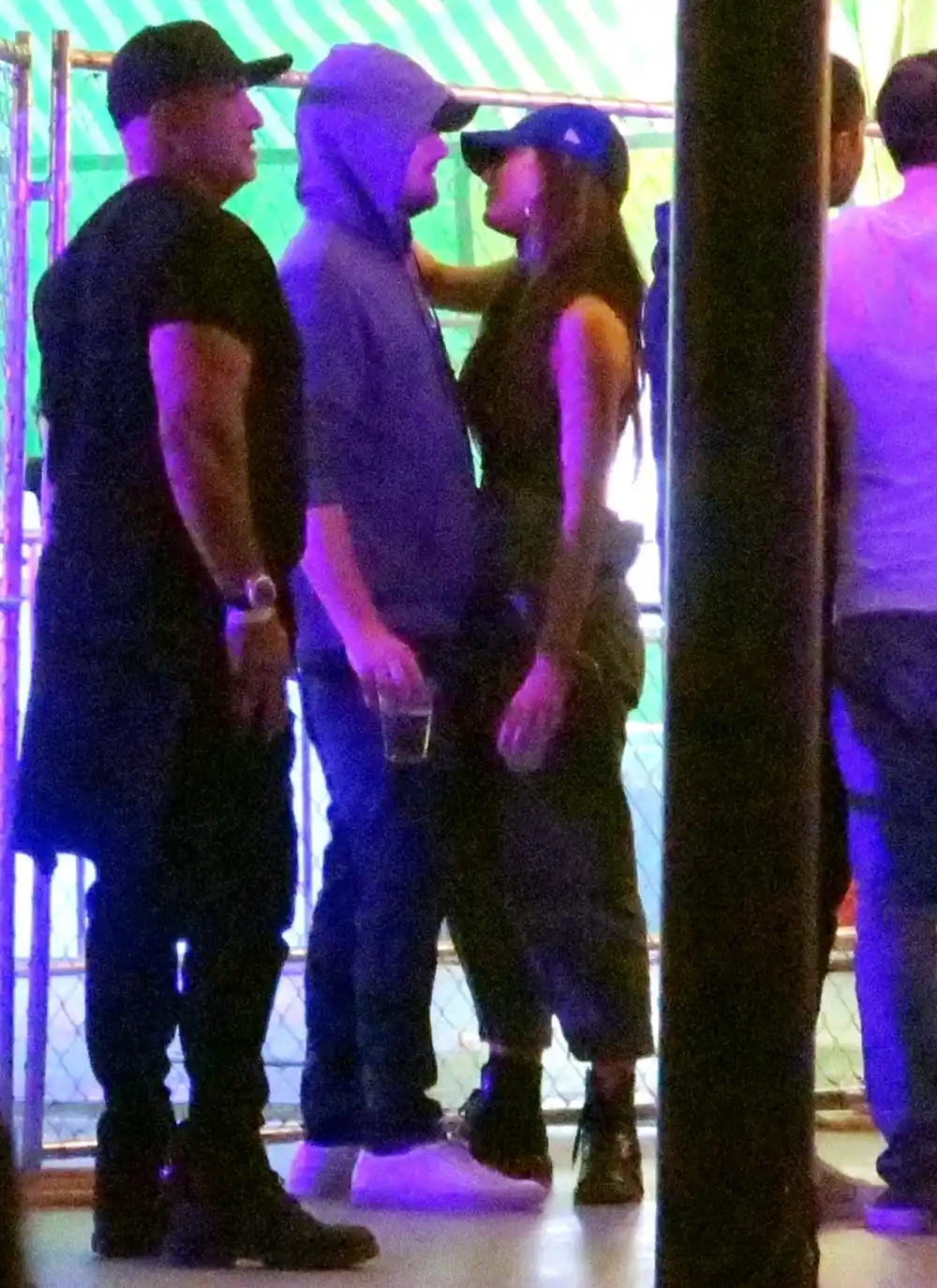 Leonardo-DiCaprio-Camila-Morrone-coachella