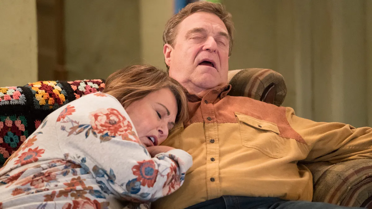 "Roseanne Gets the Chair"