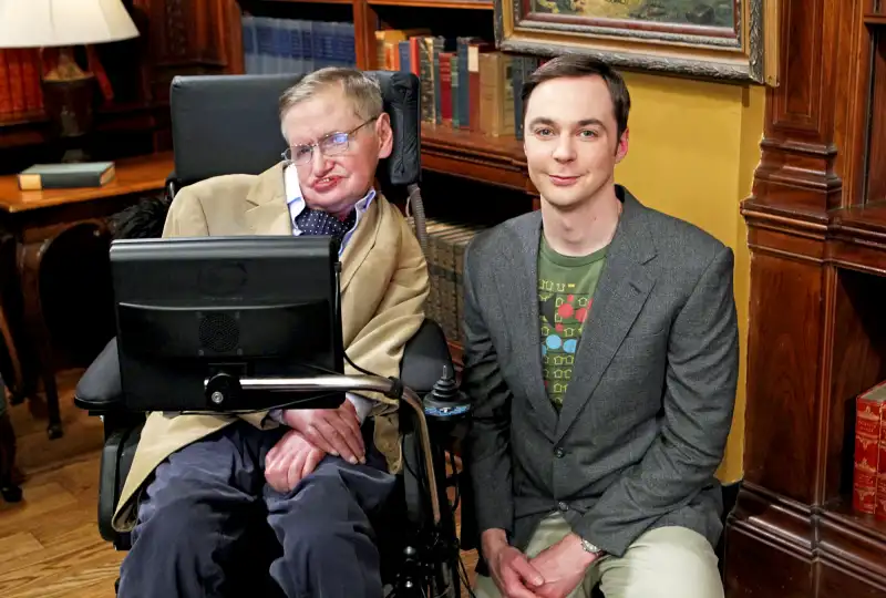 Stephen Hawking and Jim Parsons in ‘The Big Bang Theory‘