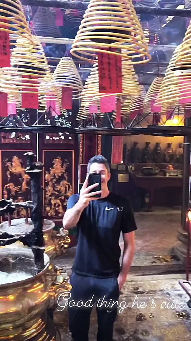 Arie Luyendyk Jr Lauren Burnham Hong Kong