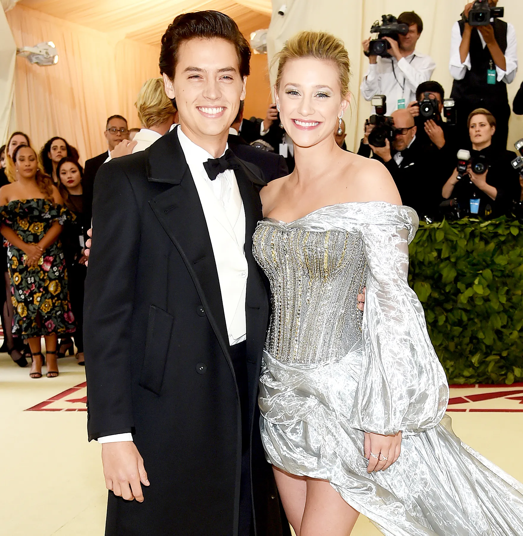 Cole-Sprouse-and-Lili-Reinhart