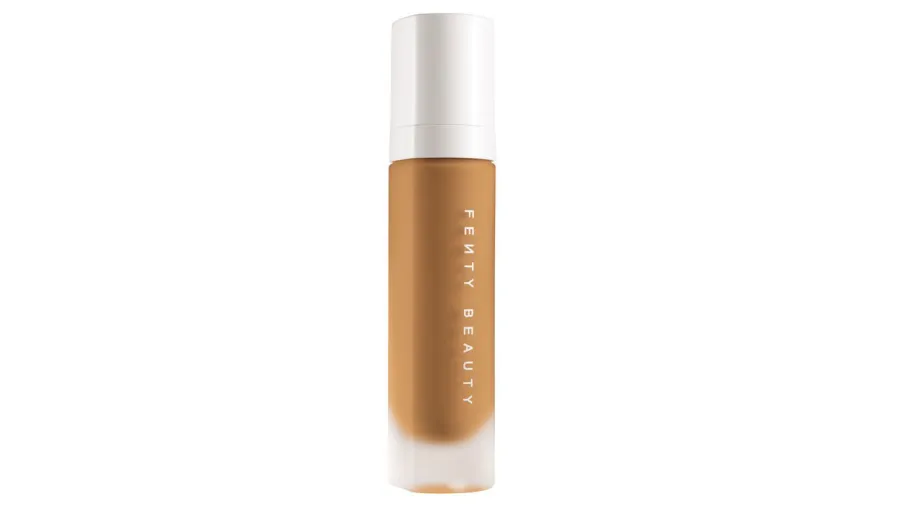 Fenty-Beauty-Pro-Filt'r-Soft-Matte-Foundation