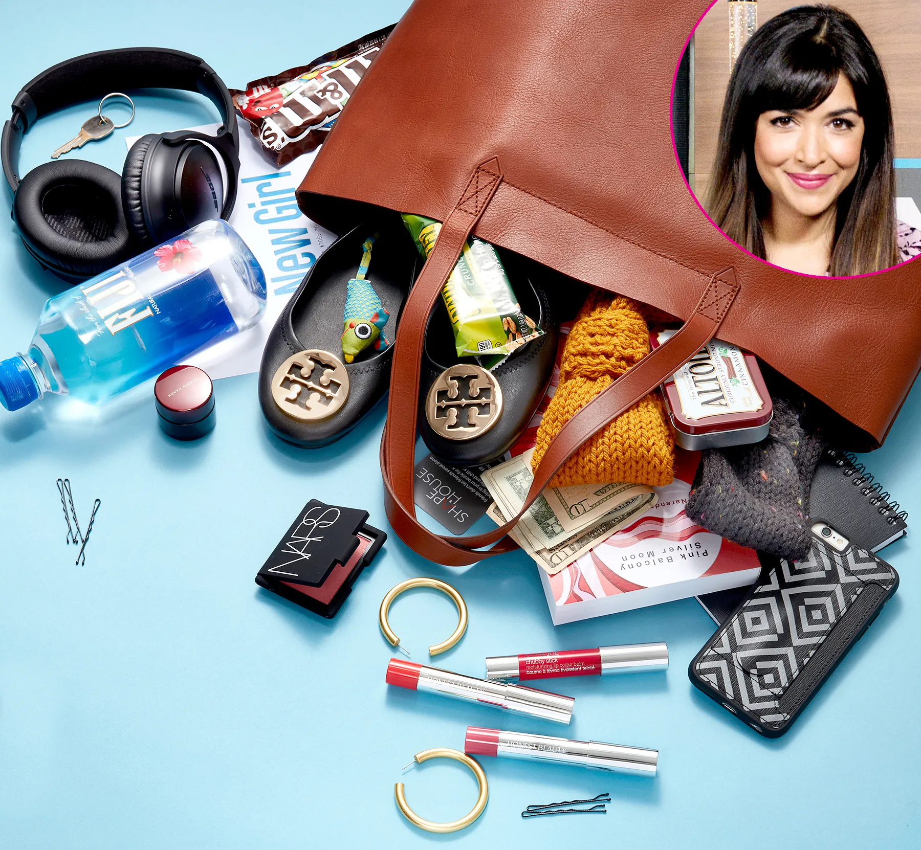 Hannah Simone's bag