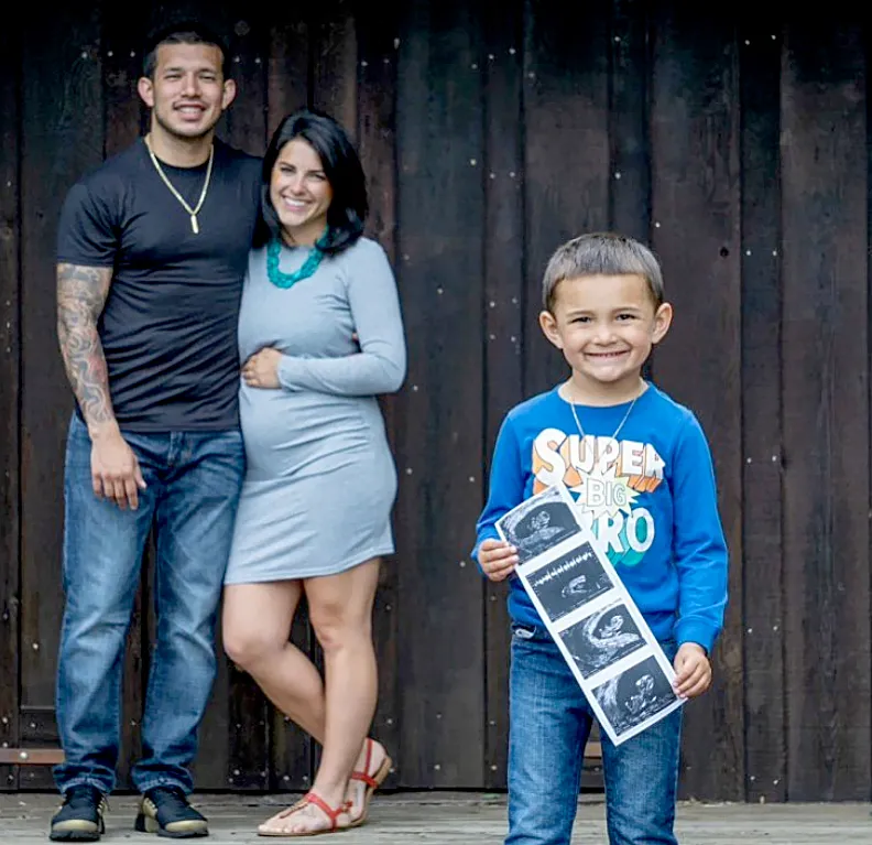 Javi-Marroquin-Lauren-announce-pregnancy