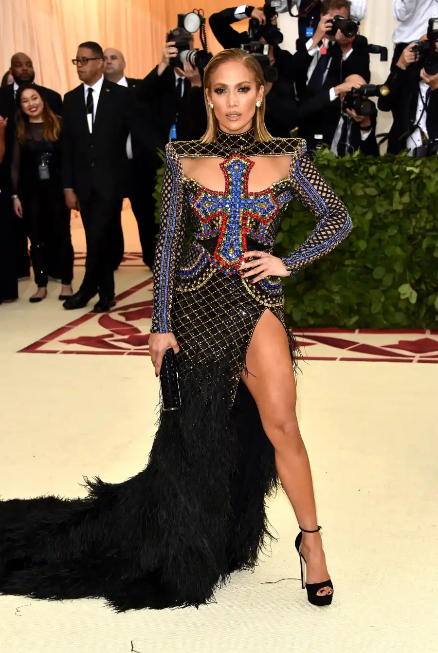 Jennifer Lopez met 18