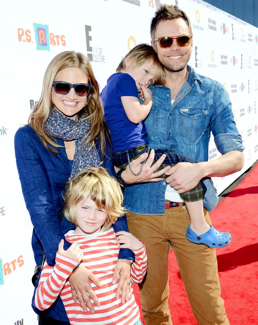 Joel-McHale-family