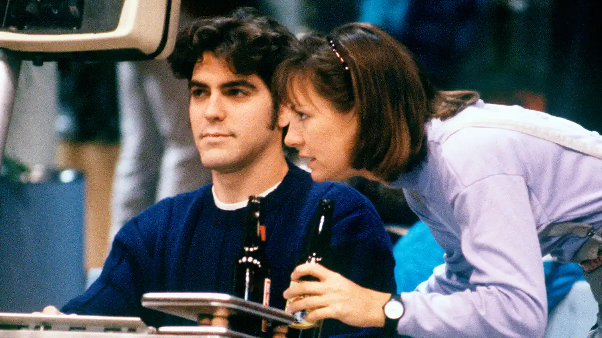 Laurie-Metcalf-George-Clooney-Roseanne