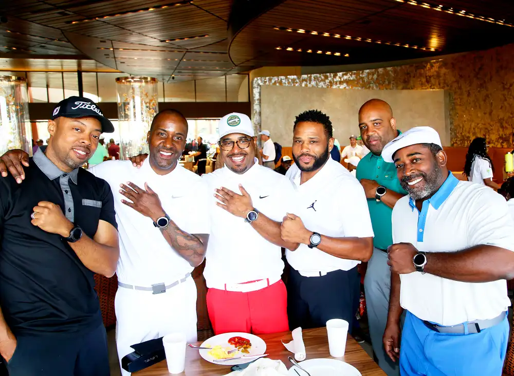 Anthony Anderson attends 2nd Annual Celebrity Golf Classic on April 30, 2018 at BIGHORN Golf Club in Palm Desert, California.