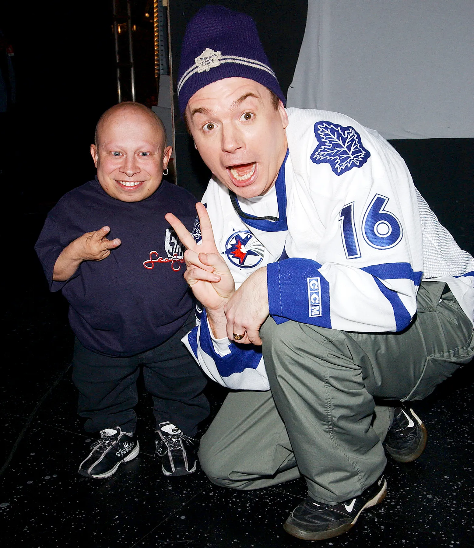 Mike-Myers-Verne-Troyer