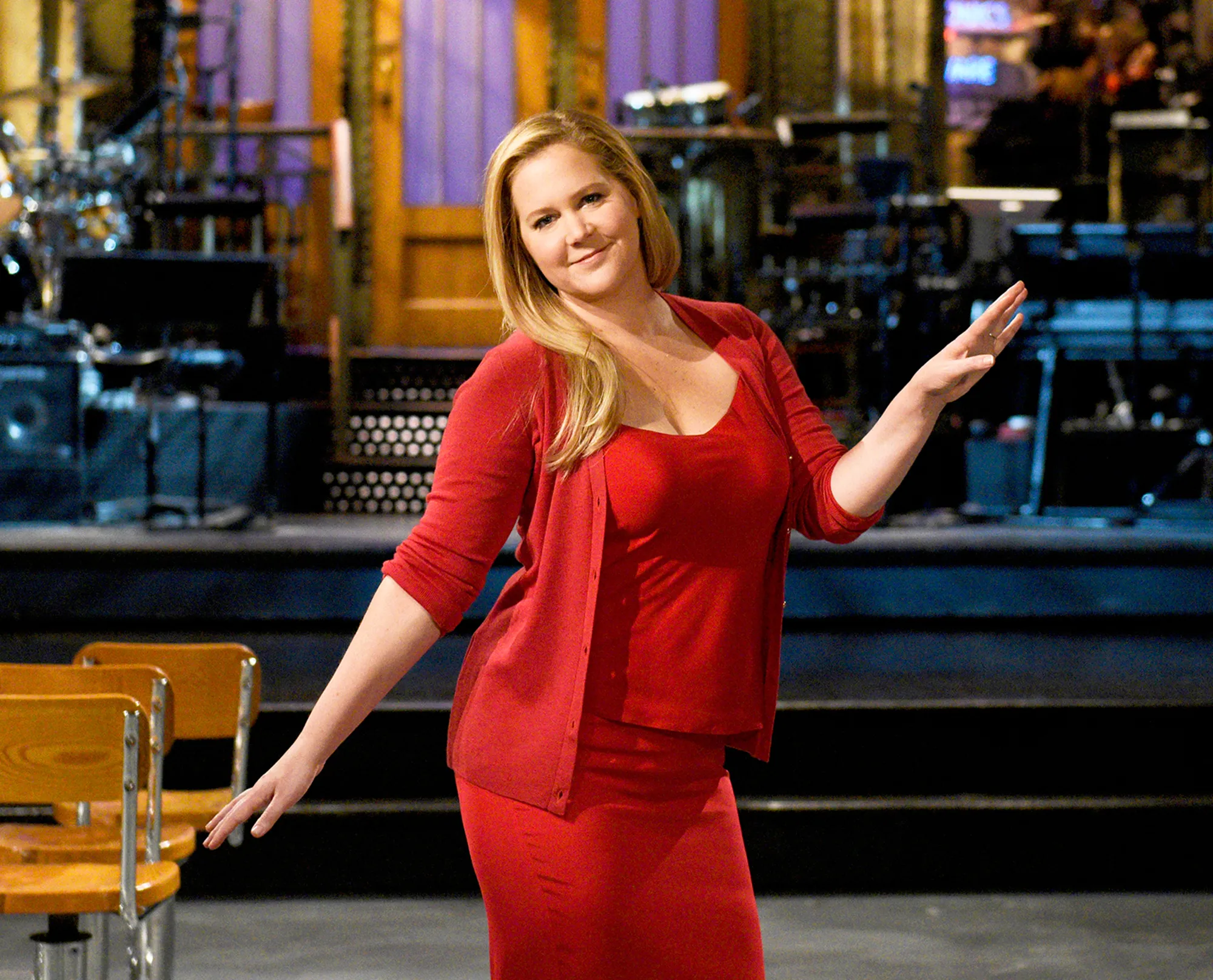 Host ‘SNL‘ host Amy Schumer