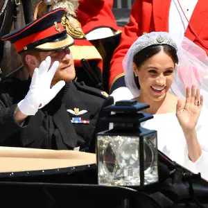 Prince Harry Meghan Markle Royal Wedding Carriage Procession