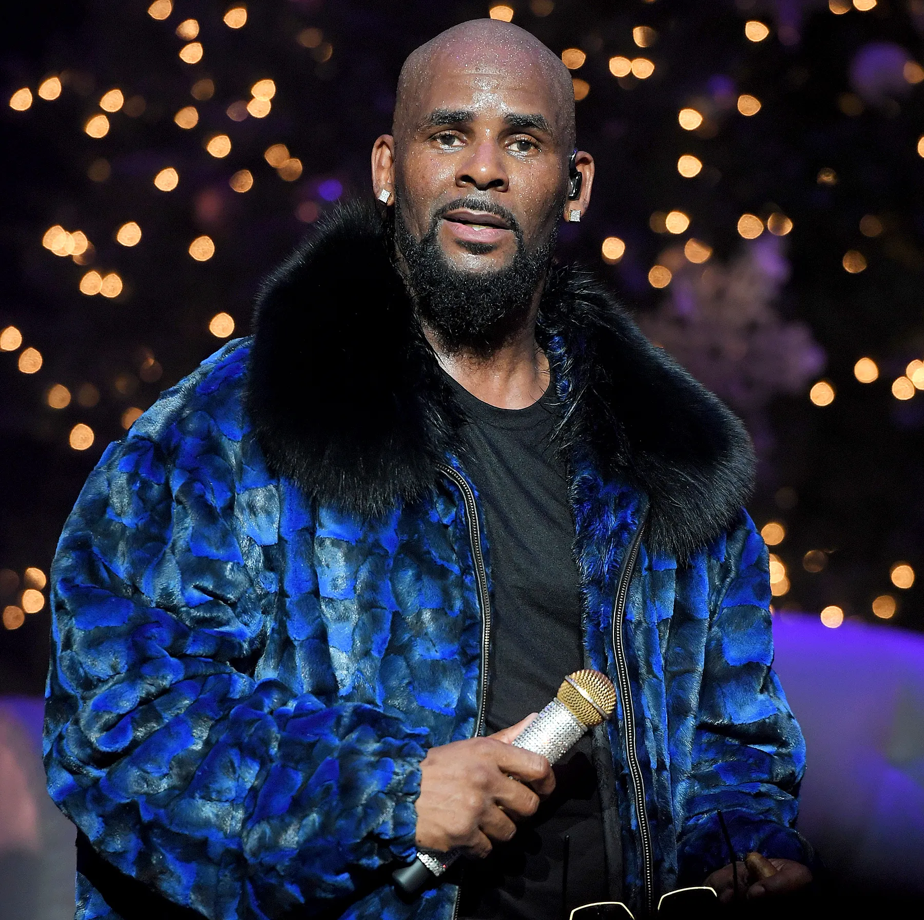 R.-Kelly